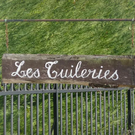 Les Tuileries Bed and Breakfast *