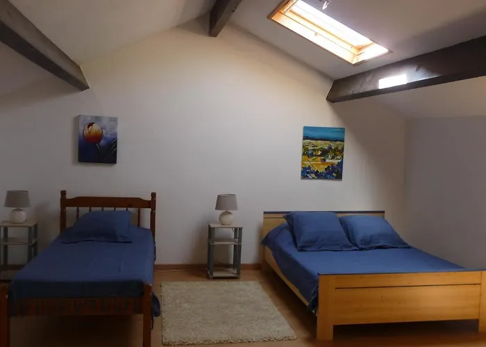 Les Tuileries Bed & Breakfast Ponteyraud