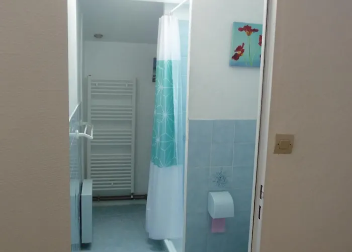 Les Tuileries Bed & Breakfast